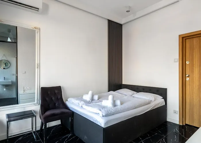 Kamienice Ruska, Sun&snow *